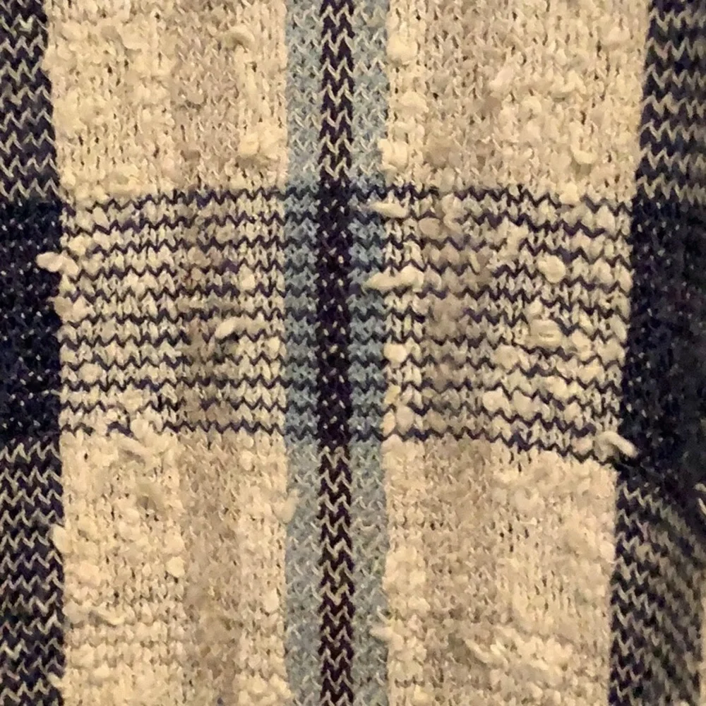 Mondo beautiful sweater